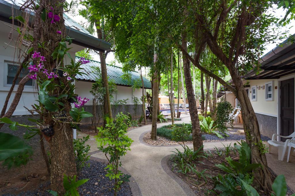 Bangtao Kanita House Παραλία Μπανγκ Ταο Εξωτερικό φωτογραφία